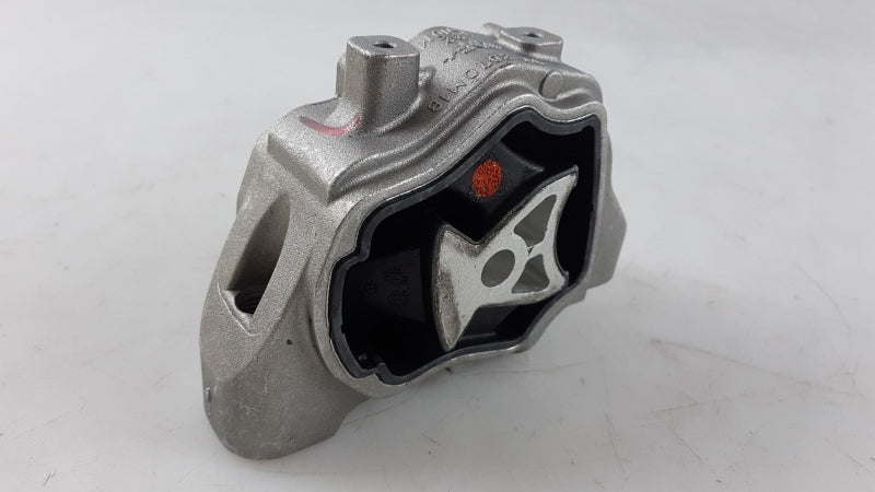 LAND ROVER Engine Mounting LR039527