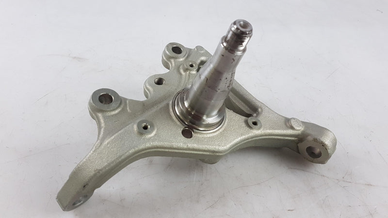 MERCEDES-BENZ Steering Knuckle A2043320101