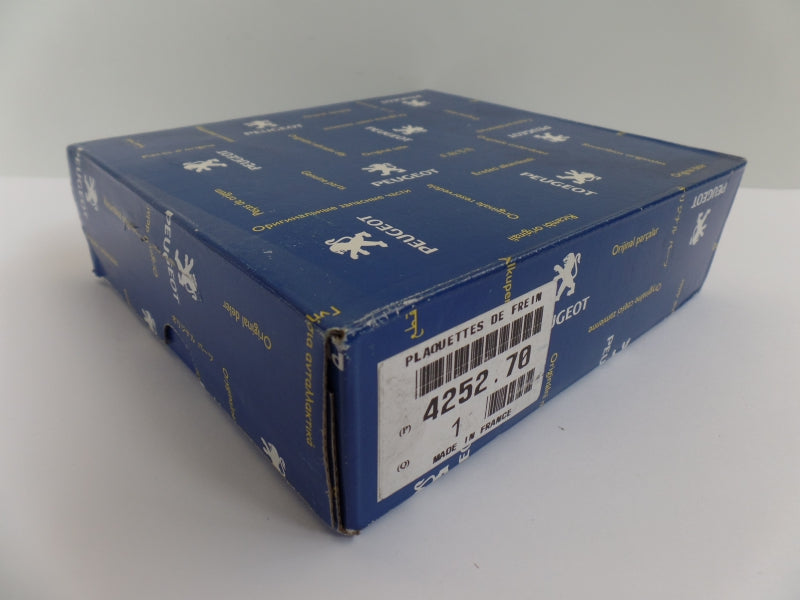 PEUGEOT/CITROEN Brake Pad Set 425270