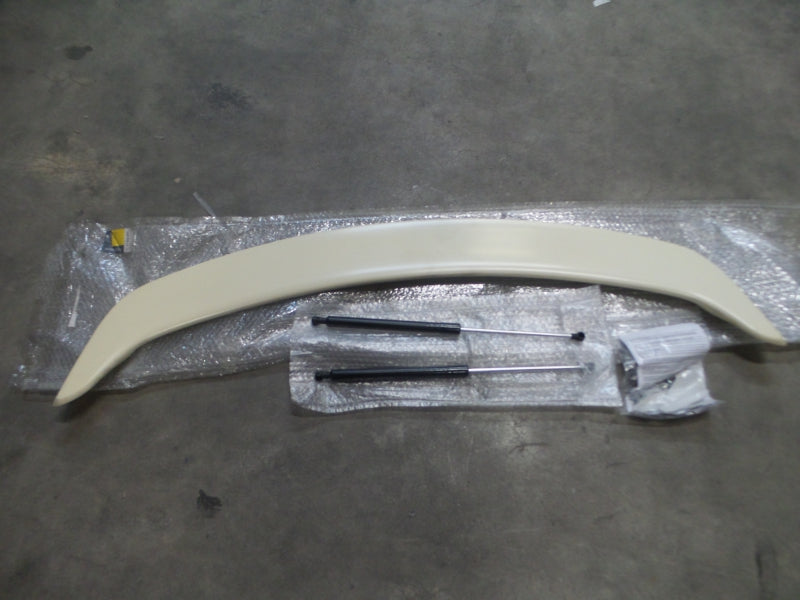 RENAULT Spoiler 7711422943