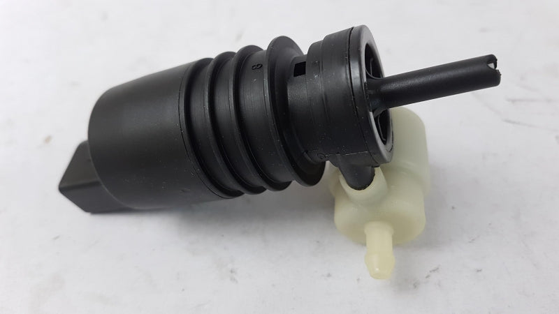 FORD Water Pump, Window Cleaning 1108656