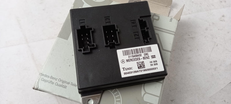 MERCEDES-BENZ Control Unit A2115458432