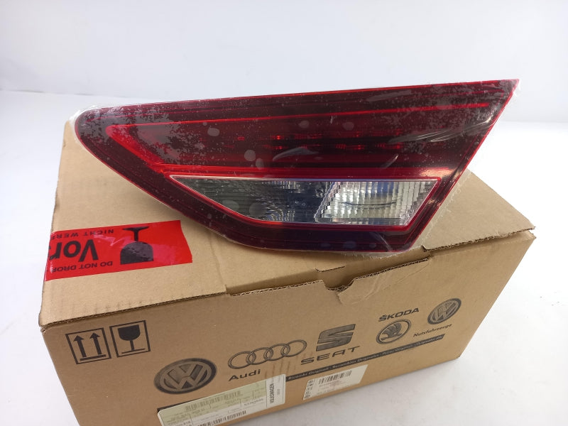 VAG Combination Rearlight 5F0945308D