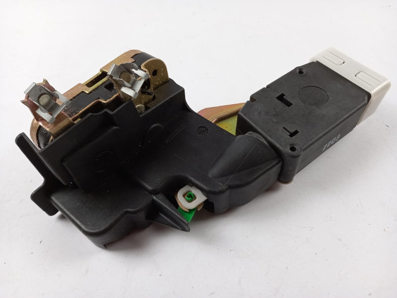 MITSUBISHI Door Lock MR911383