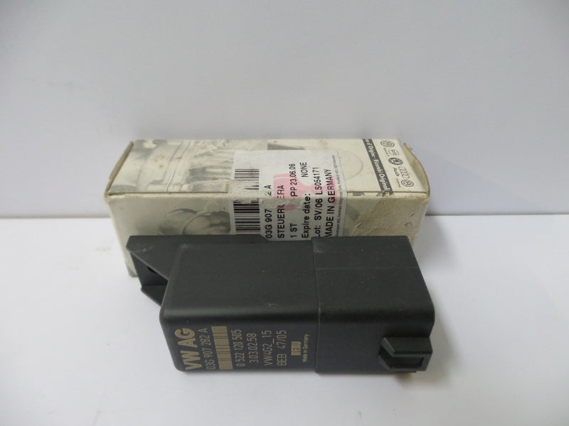 VAG Control Unit 03G907282A