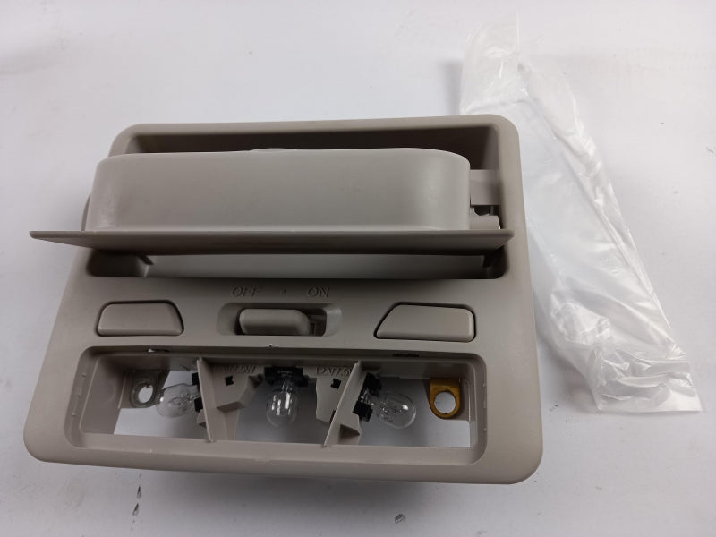 MITSUBISHI Interior Light 8401A206HB