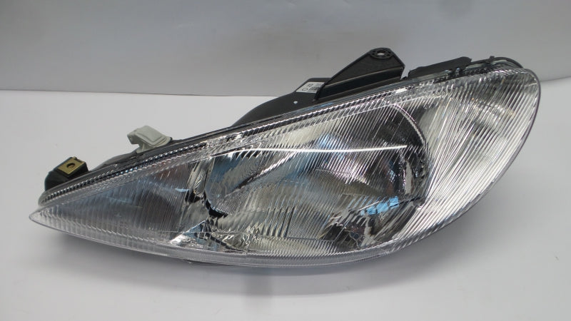 PEUGEOT/CITROEN Headlight 6204S7