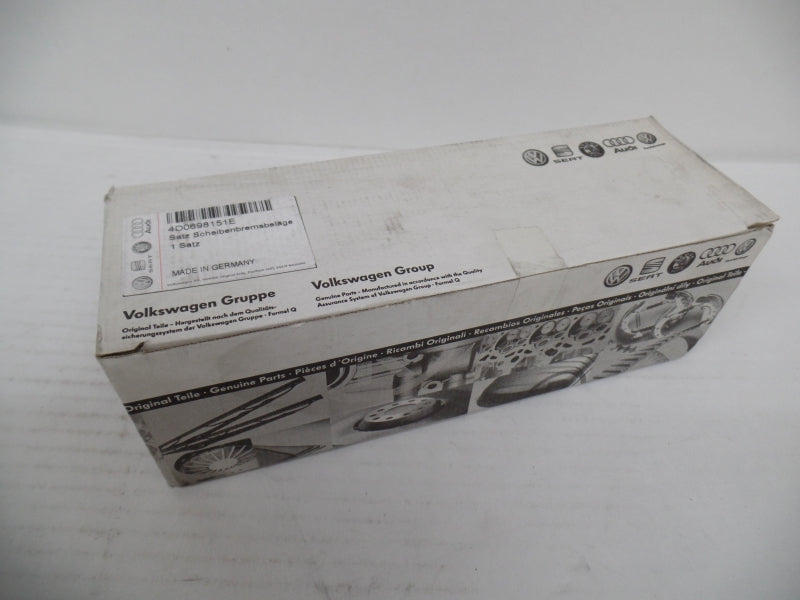 VAG Brake Pad Set 4D0698151E