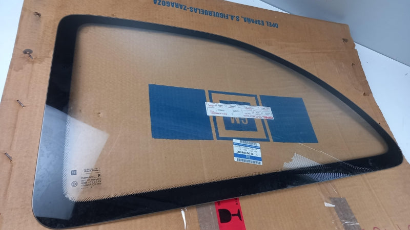 OPEL Side Window 90388907