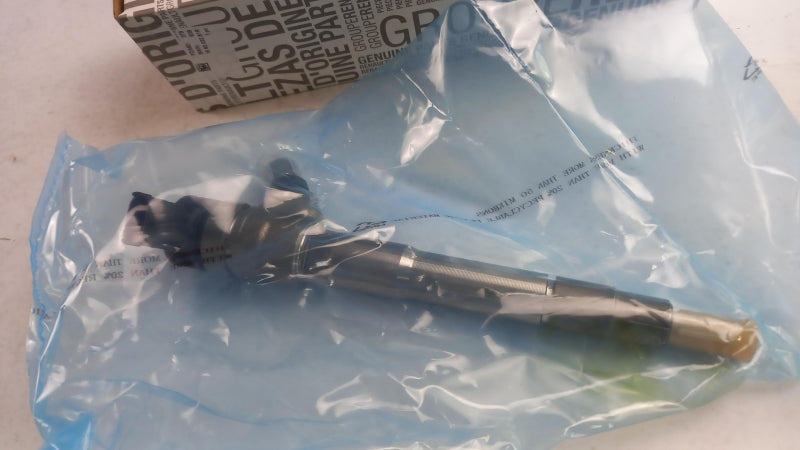 RENAULT Injector 166003281R