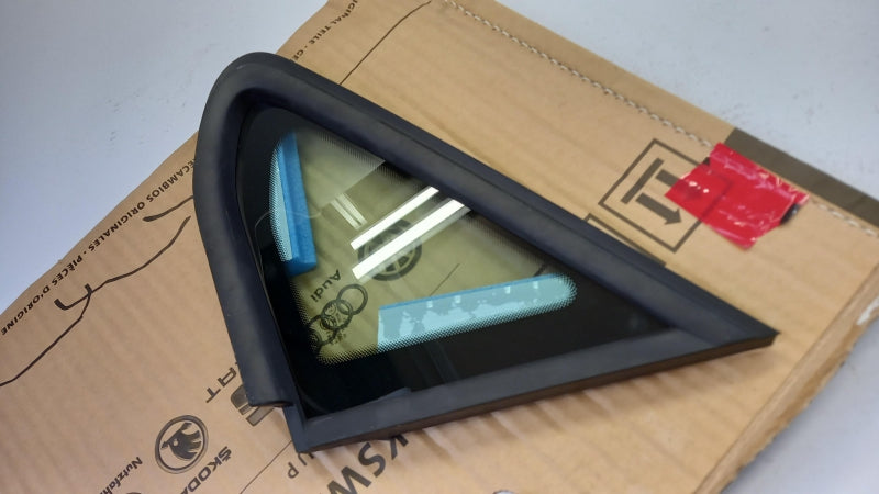 VAG Side Window 7N0845411FNVB