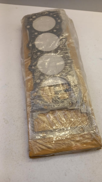 MITSUBISHI Gasket Set, Cylinder Head MW400170