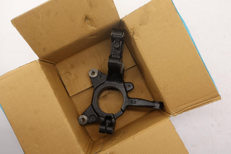 RENAULT Steering Knuckle 8200755590