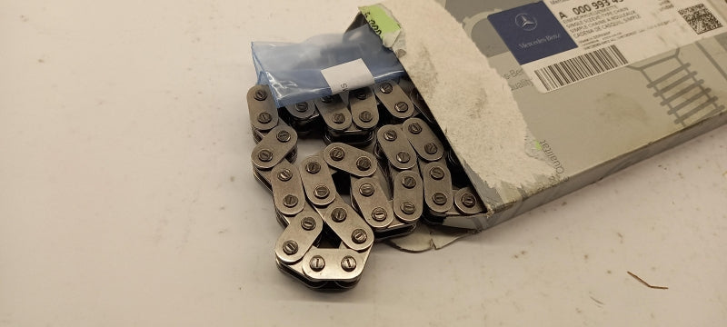 MERCEDES-BENZ Timing Chain A0009934302
