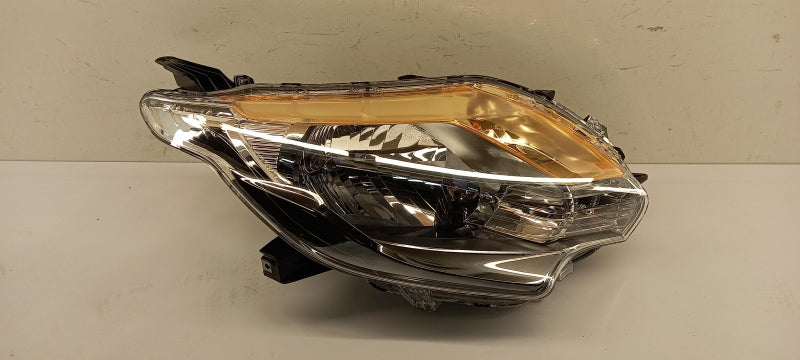 MITSUBISHI Headlight 8301D154