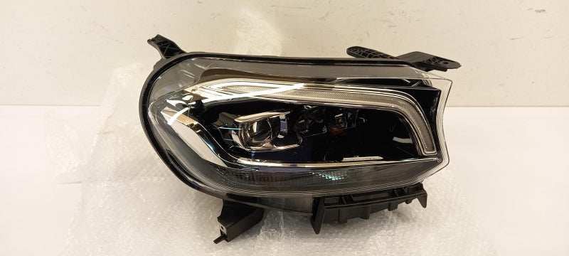 MERCEDES-BENZ Headlight A4708200401