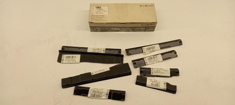 VAG Bracket Set 8K5898817