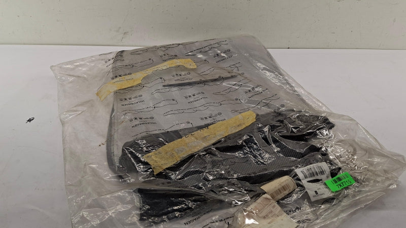 VAG Seat Cover 6F9881806AQAF