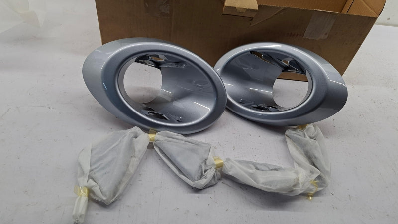 MITSUBISHI Cover, Fog Light MZ313900