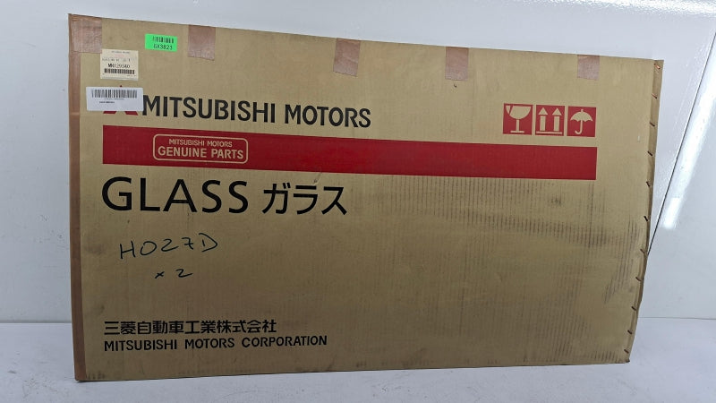 MITSUBISHI Door Window MN129340