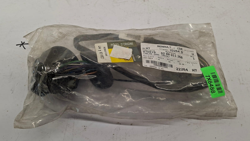 RENAULT Cable Harness 8200311368