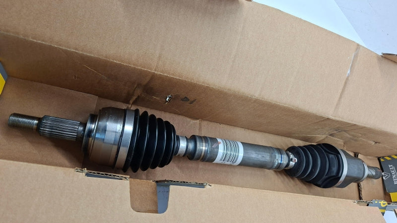RENAULT Drive Shaft 8200432516