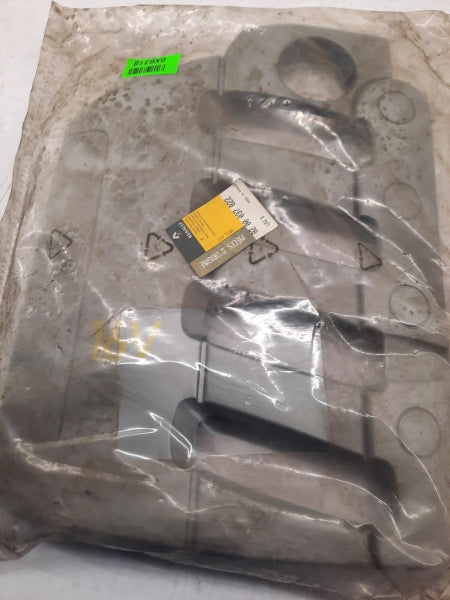RENAULT Engine Cover 8200037822