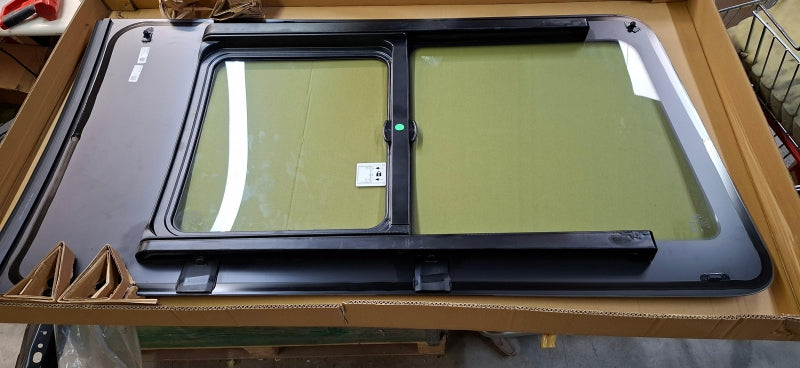 FORD Side Window 2581178