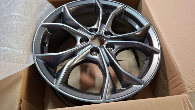 FORD Wheel Disc 2246329