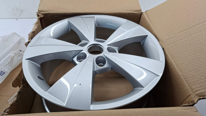 VAG Wheel Disc 5E0601025BE8Z8