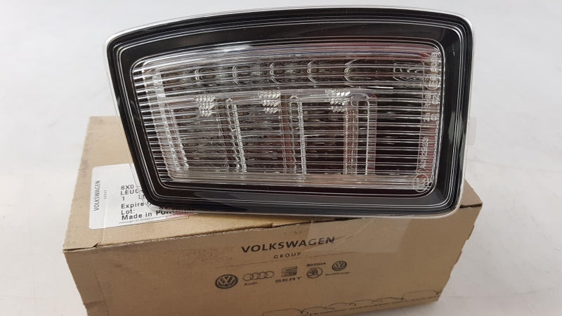 VAG Combination Rearlight 8X0945096