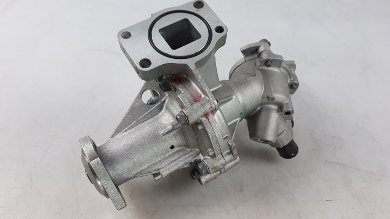 RENAULT Water Pump 7700871801