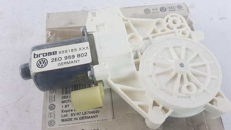 VAG Electric Motor, Window Lift 2E0959802