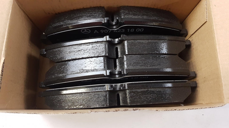 MERCEDES-BENZ Brake Pad Set A9074208700
