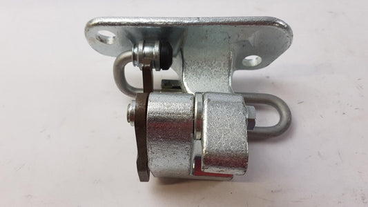 VAG Door Hinge 7H0831412A
