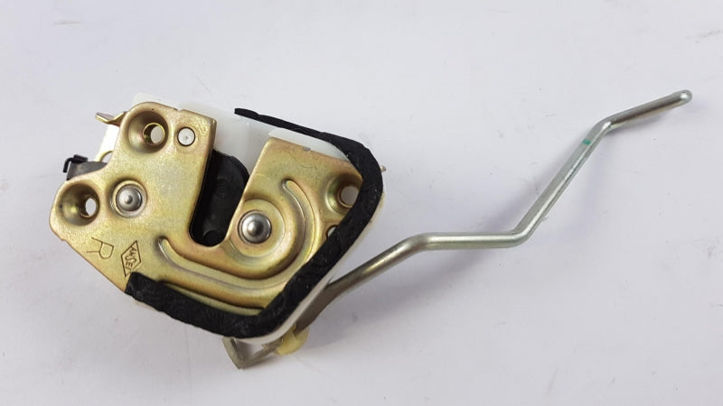 MITSUBISHI Door Lock MB669132
