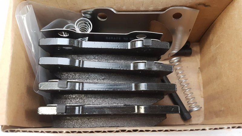 LAND ROVER Brake Pad Set SFP000280