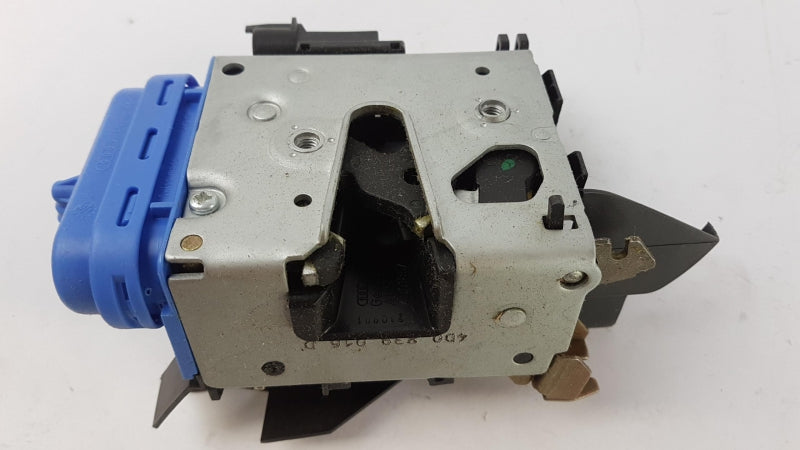 VAG Door Lock 4D0839016D