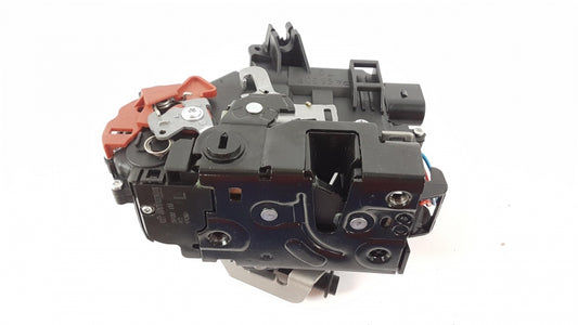 VAG Door Lock 8E0839015C