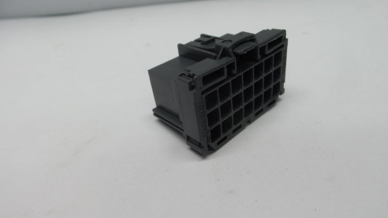 MERCEDES-BENZ Plug Housing A0135456526