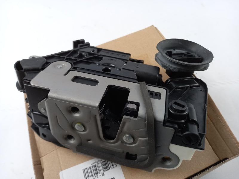 VAG Door Lock 5K4839016M