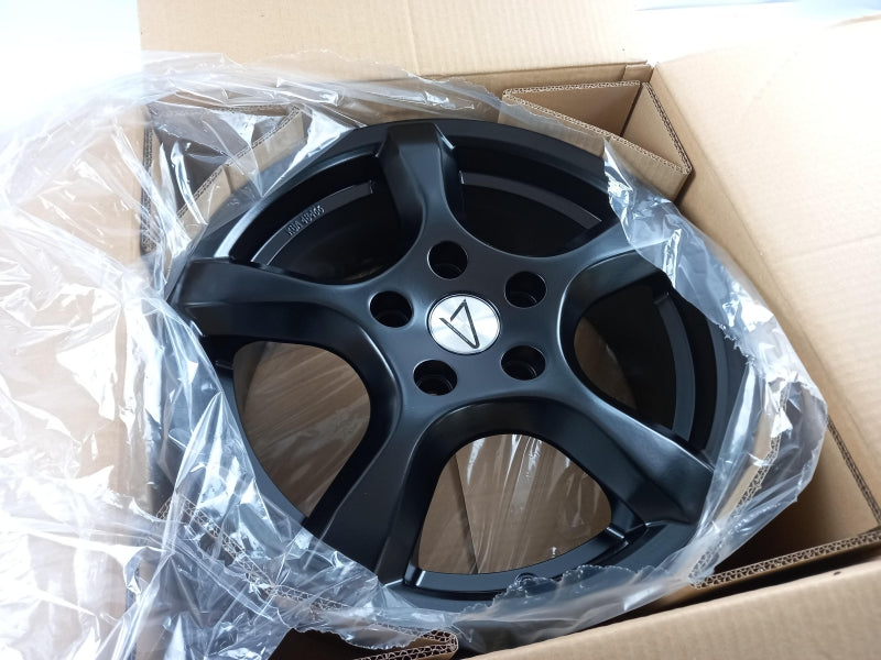 RENAULT Wheel Disc 7711430416