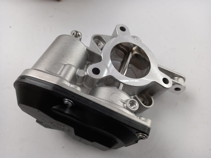 OPEL Throttle Body 55581772