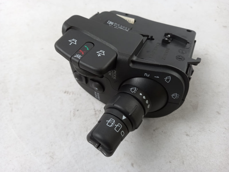 RENAULT Steering Column Switch 8201577539
