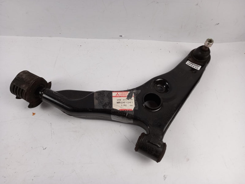 MITSUBISHI Track Control Arm MR241341