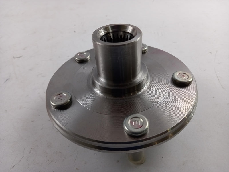 MITSUBISHI Wheel Hub MN113554