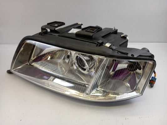 VAG Headlight 4B0941029M