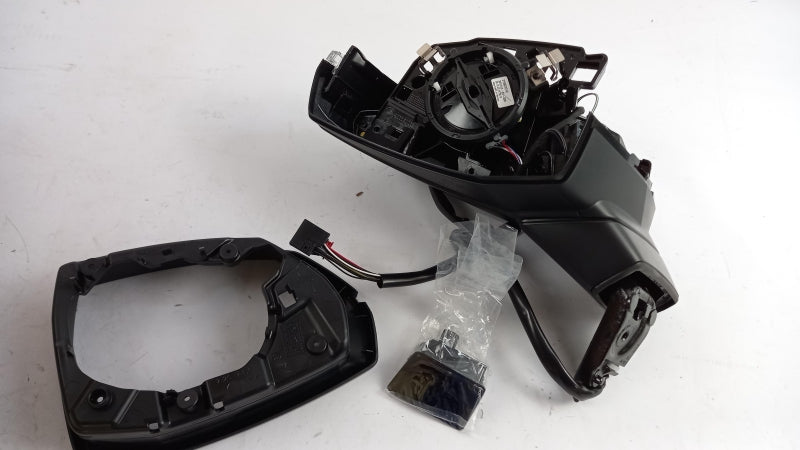 VAG Housing, Outside Mirror 80B857409D9B9
