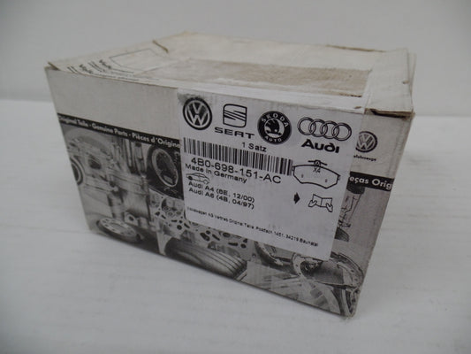 VAG Brake Pad Set 4B0698151AC