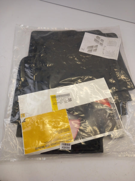 RENAULT Floor Mat Set 8201321298